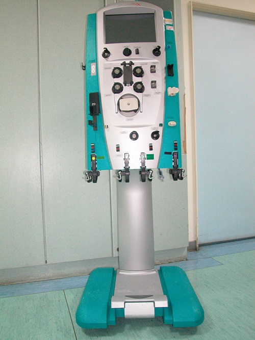 Hemodialysis Machine